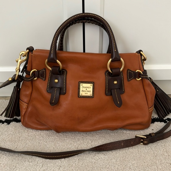 Dooney & Bourke Florentine Leather Stanwich Satchel with Dust Bag - Picture 2 of 9